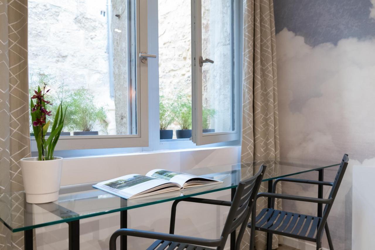 Design & Cosy - Centre Historique Ecusson Apartment Montpellier Luaran gambar